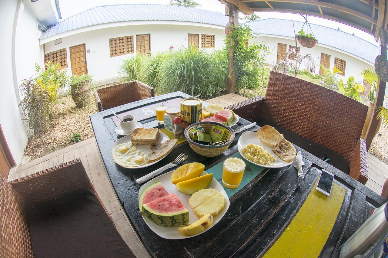 Nungwi House Bed & Breakfast Exterior photo